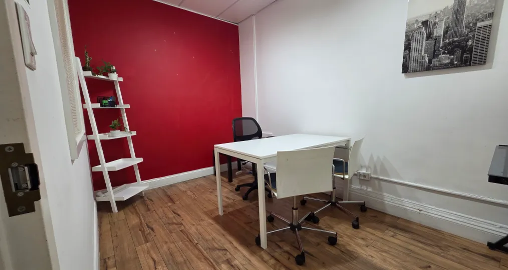 704-J: 4-Person Meeting Room in Manhattan, New York City: SaGE@276Fifth in New York, New York