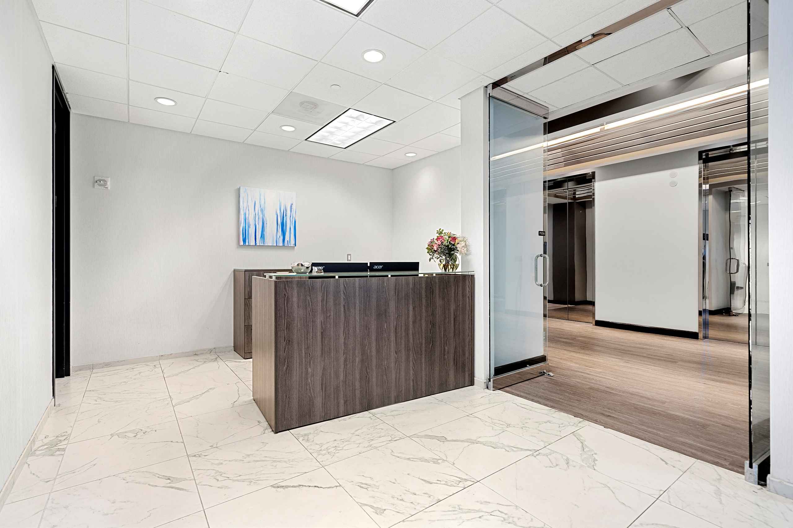 1050 Crown Pointe Perimeter Hourly Office: SaGE@1050CrownPointe in Atlanta, Georgia