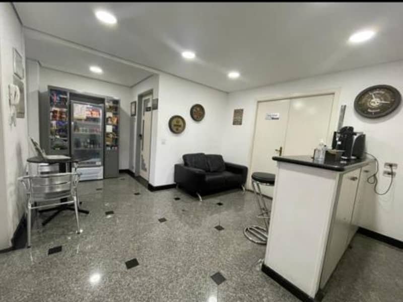 seminar-room
