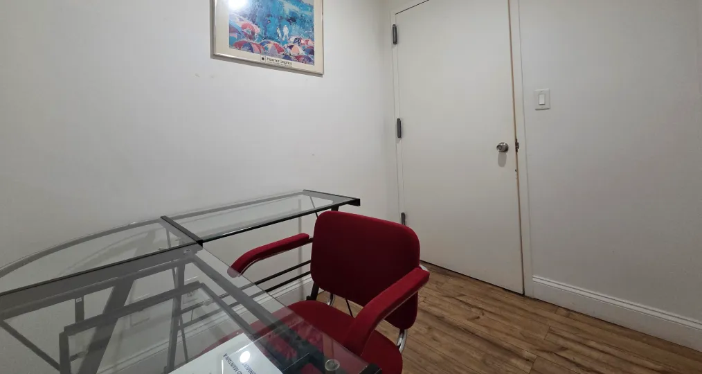Private-office-midtown-manhattan-704F-9_20260403_124012